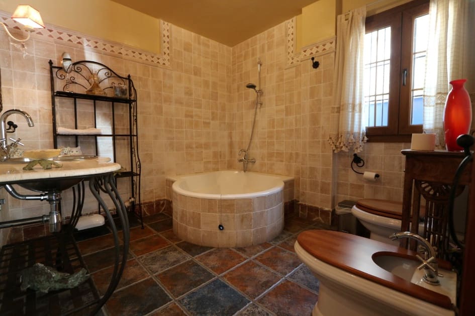 7 soverom Finca/Herregård til salgs i Frigiliana med svømmebasseng garasje - € 1 200 000 (Ref: 3409385)