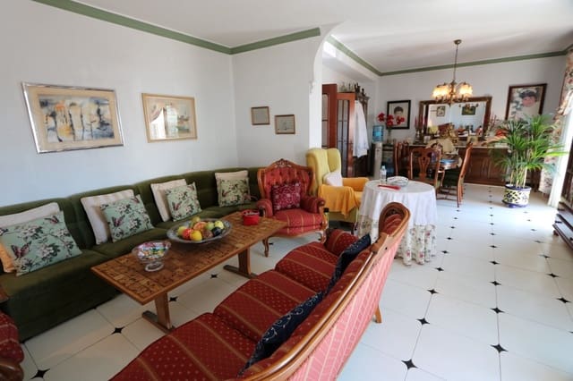 5 soveværelse Byhus til salg i Nerja - € 950.000 (Ref: 3412714)