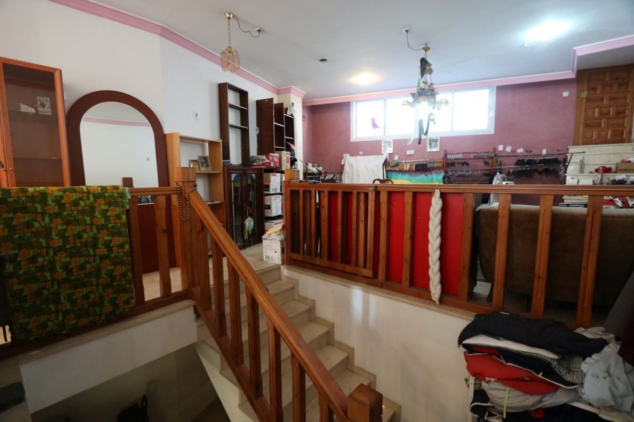 Komercyjne na sprzedaż w Nerja z garażem - 360 000 € (Ref: 3754530)