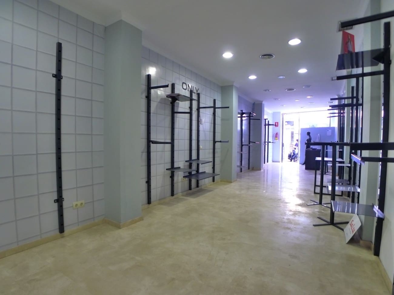 Komercyjne na sprzedaż w Nerja - 445 000 € (Ref: 3754543)