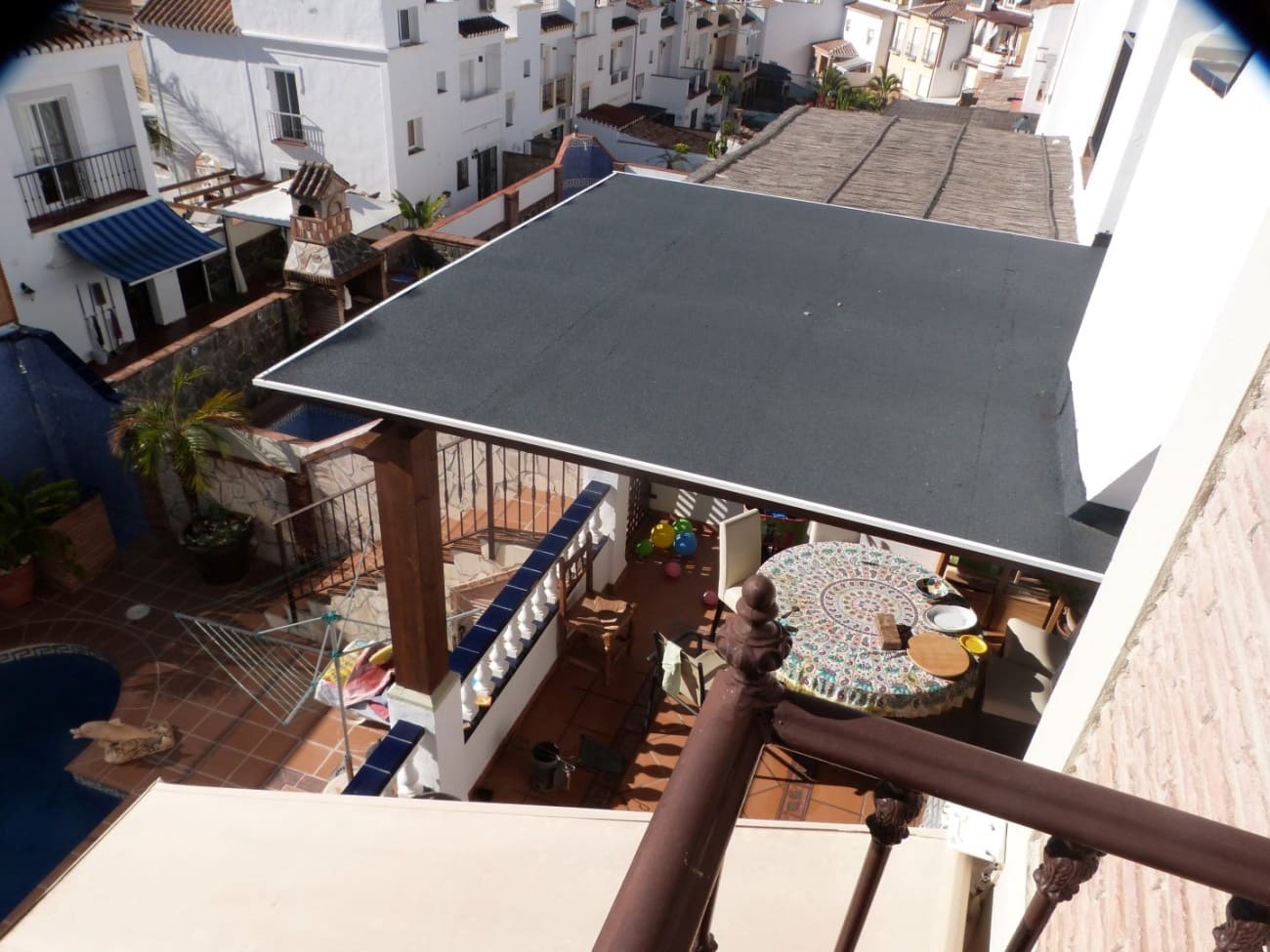 6 sypialnia Dom na sprzedaż w Nerja z basenem garażem - 435 000 € (Ref: 4079010)