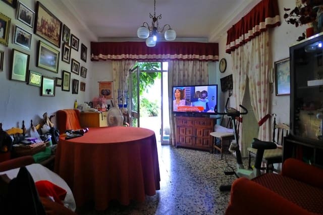 6 soverom Hus til salgs i Nerja med garasje - € 739 000 (Ref: 4115030)