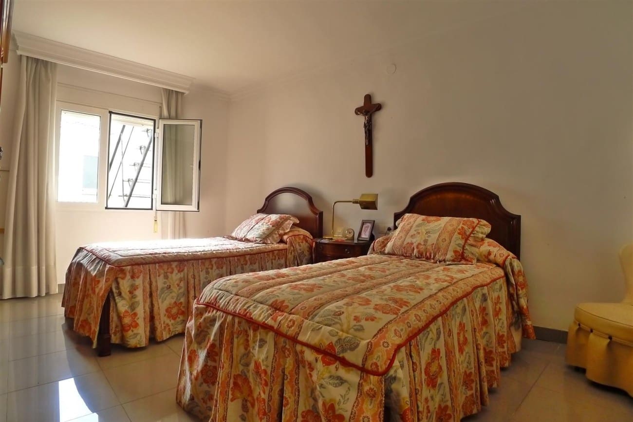 4 soveværelse Byhus til salg i Nerja - € 650.000 (Ref: 4138278)