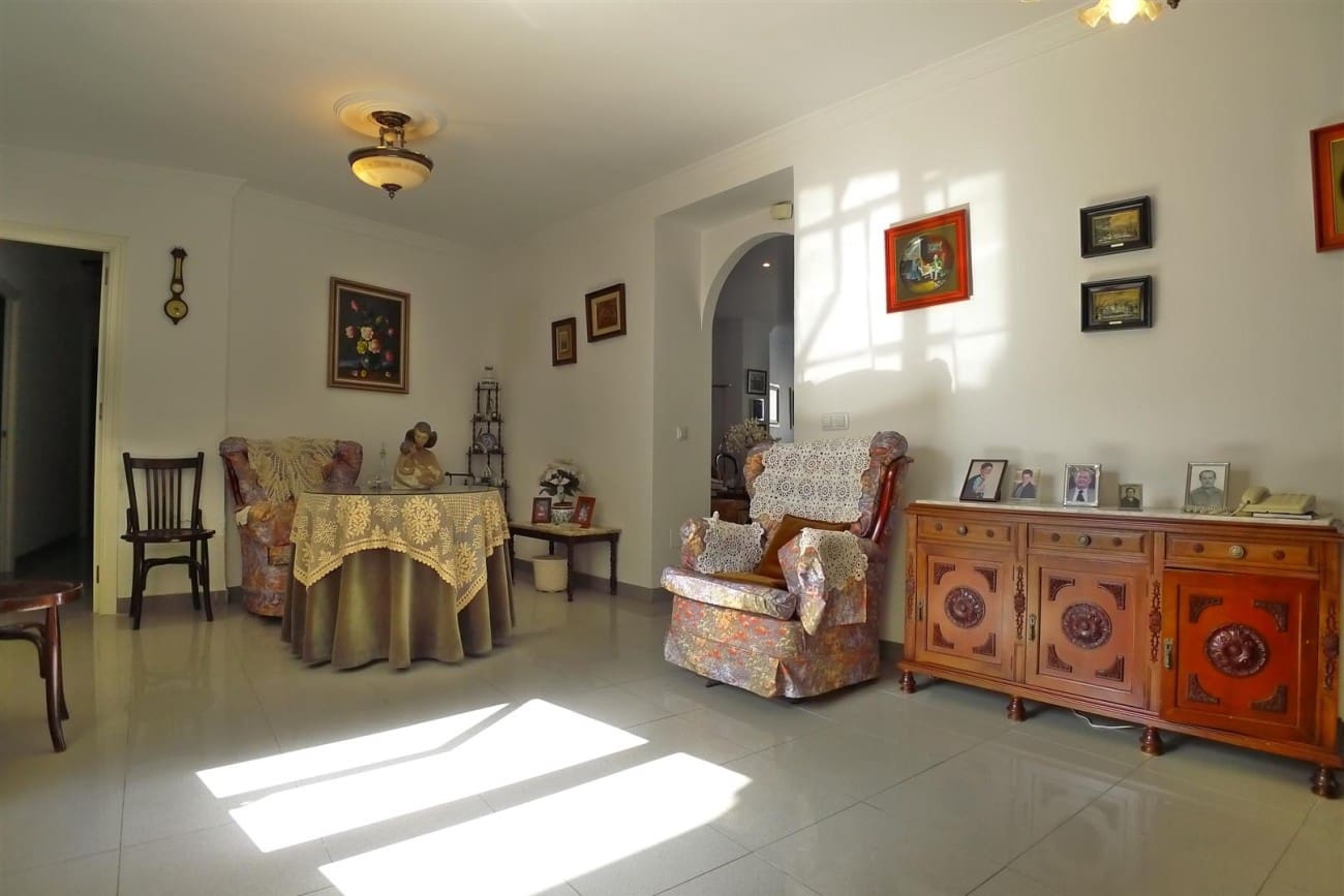 4 soveværelse Byhus til salg i Nerja - € 650.000 (Ref: 4138278)