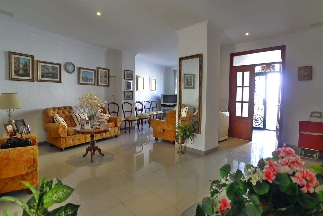 4 soveværelse Byhus til salg i Nerja - € 650.000 (Ref: 4138278)