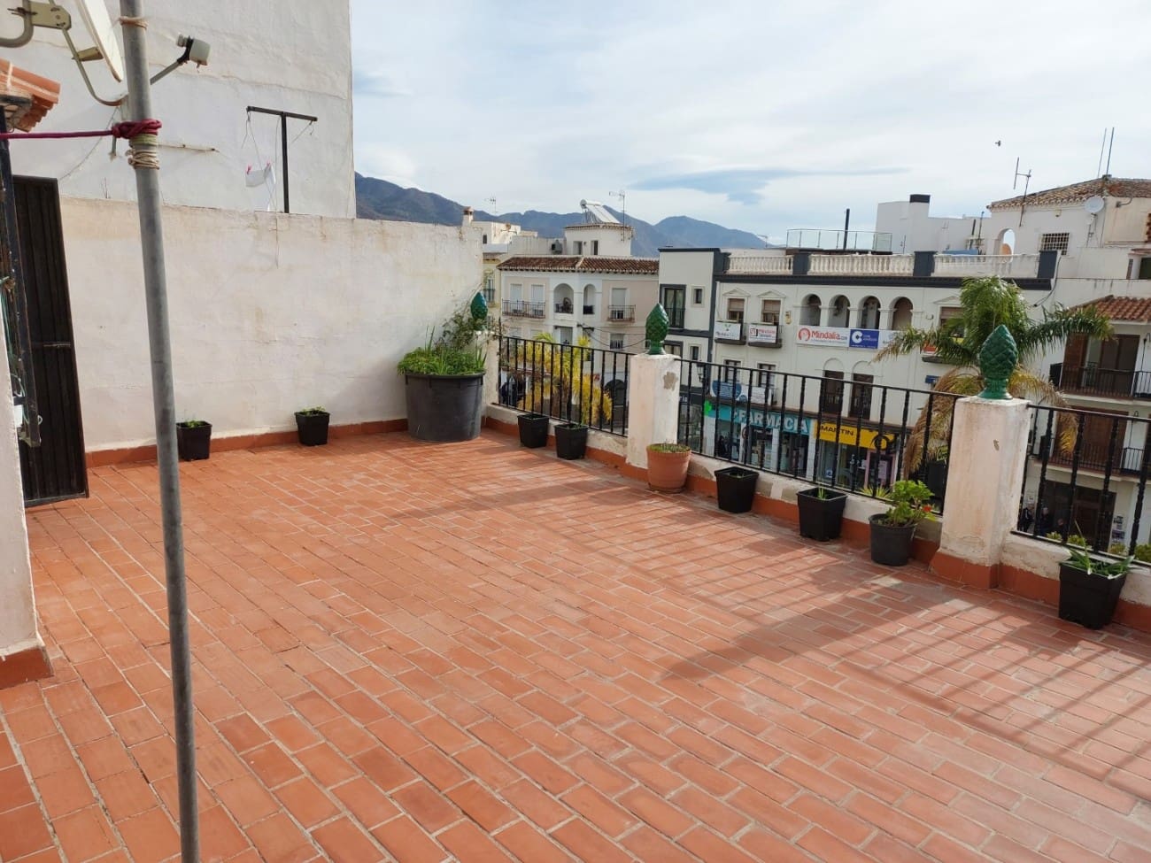 8 soveværelse Villa til salg i Nerja - € 1.050.000 (Ref: 7475707)