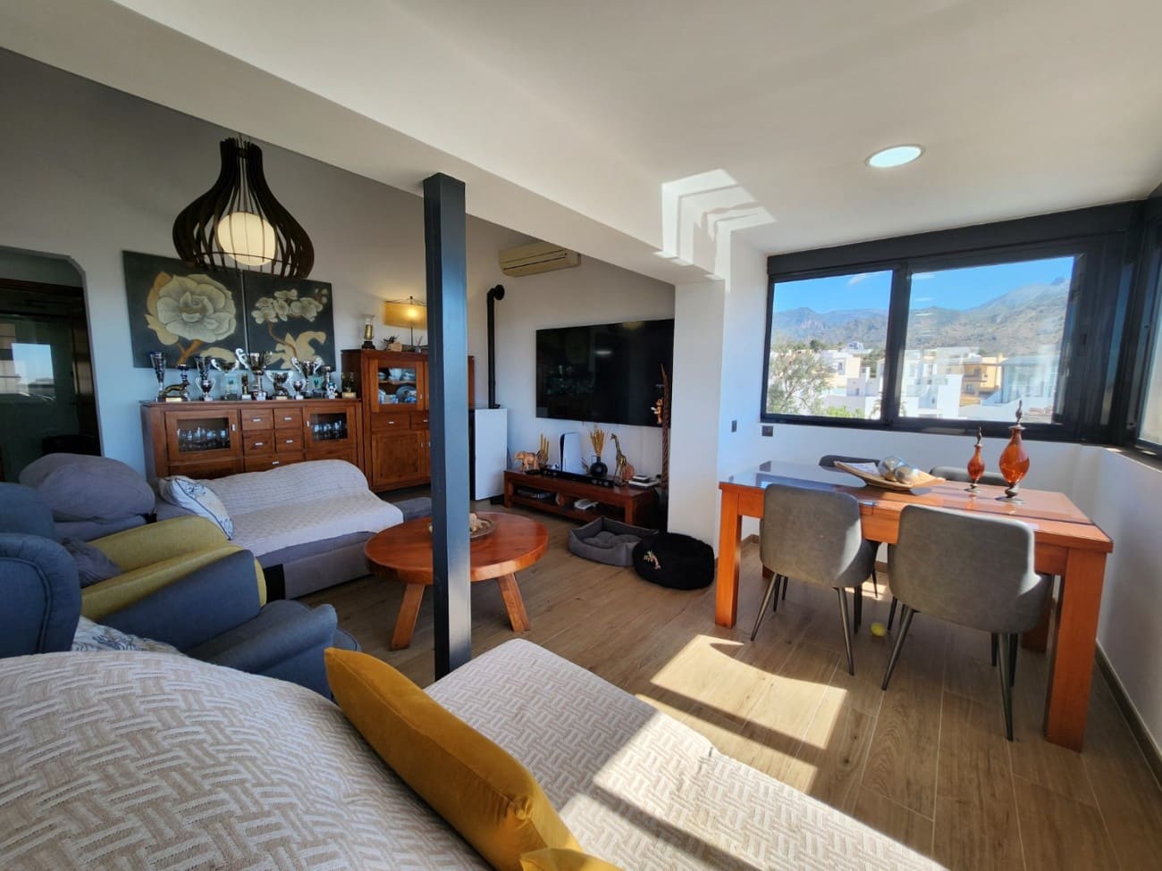 3 soverom Villa til salgs i Nerja med svømmebasseng garasje - € 630 000 (Ref: 8302689)