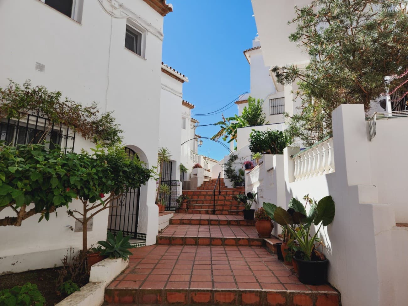 3 soveværelse Byhus til salg i Nerja med swimmingpool - € 340.000 (Ref: 8556725)