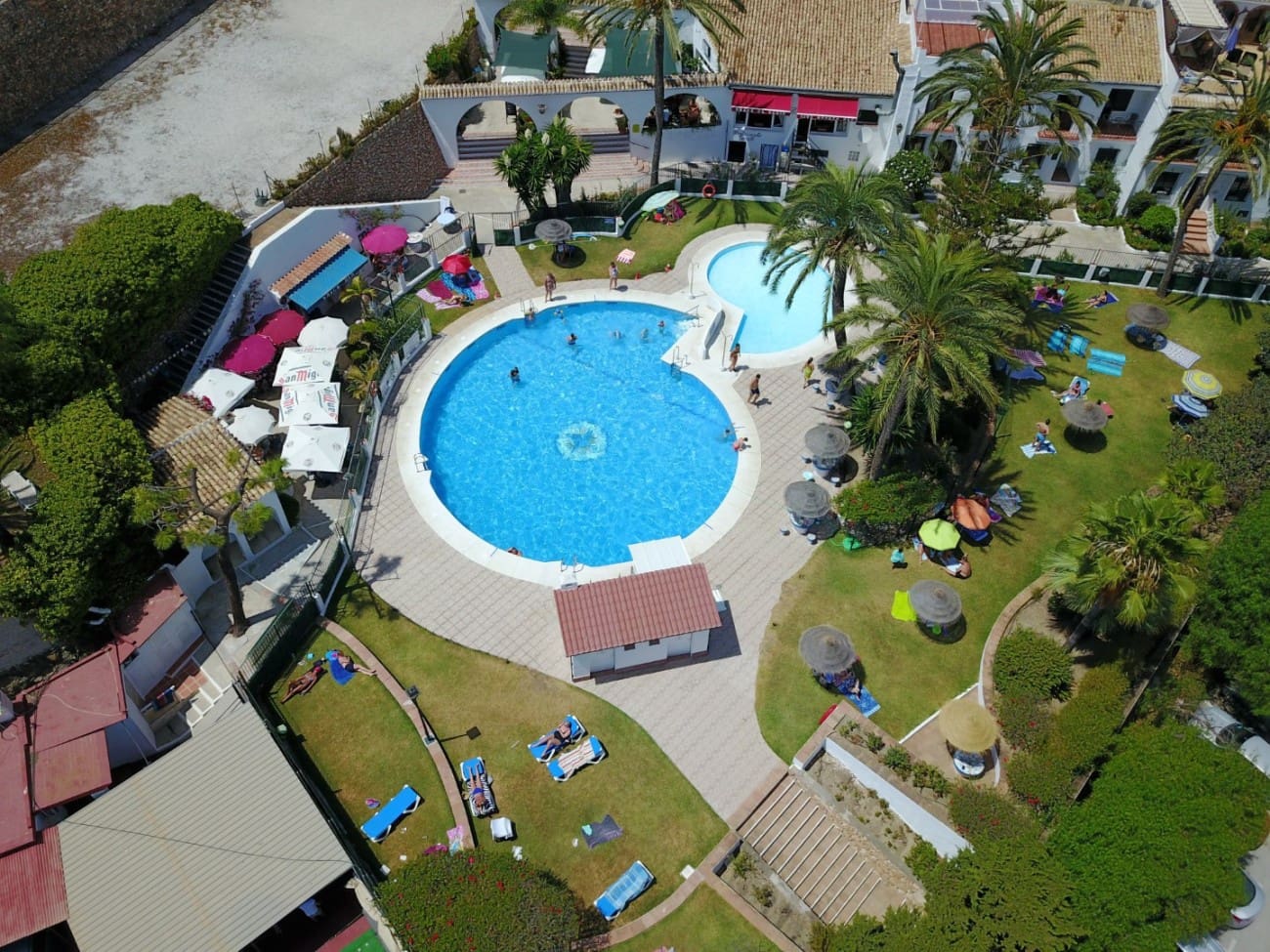 3 soveværelse Byhus til salg i Nerja med swimmingpool - € 340.000 (Ref: 8556725)