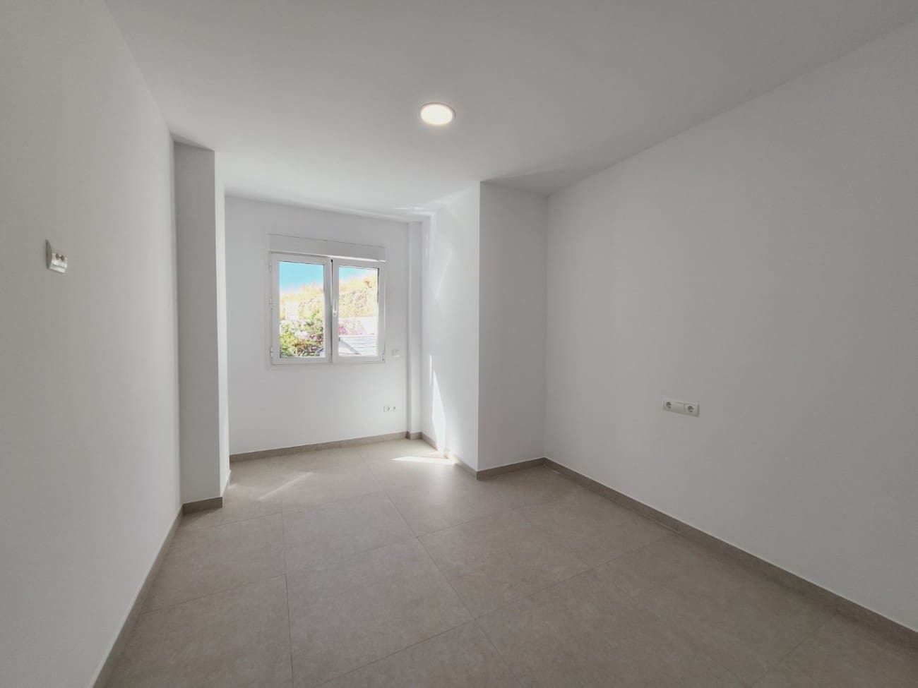 4 soveværelse Villa til salg i Nerja med swimmingpool - € 865.000 (Ref: 8559585)