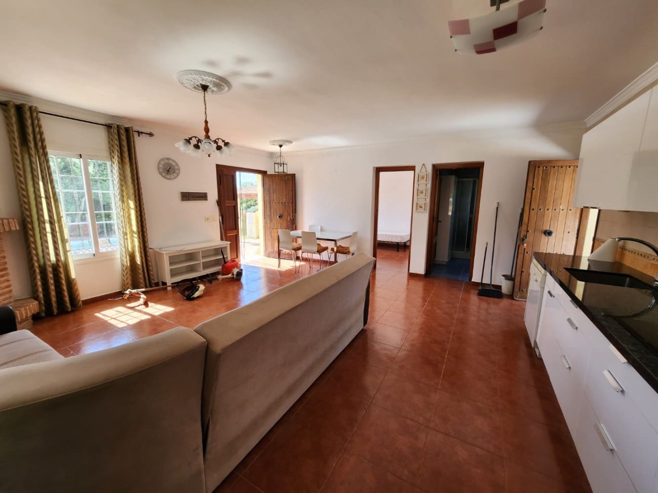 2 soveværelse Finca/Landehus til salg i Nerja med swimmingpool - € 850.000 (Ref: 8570326)