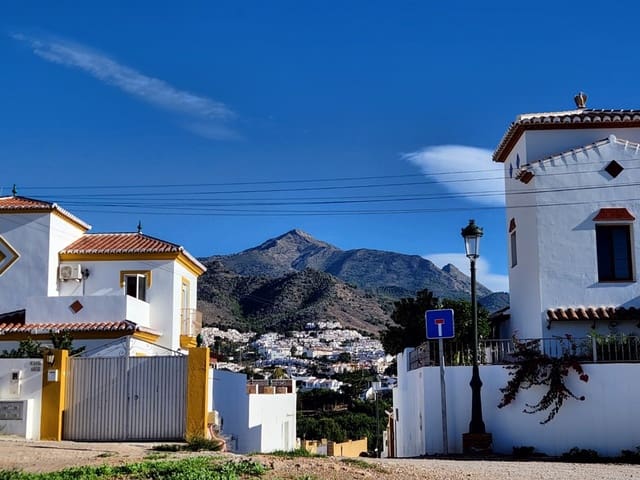 Building Plot for sale in Nerja - € 160,000 (Ref: 8658181)