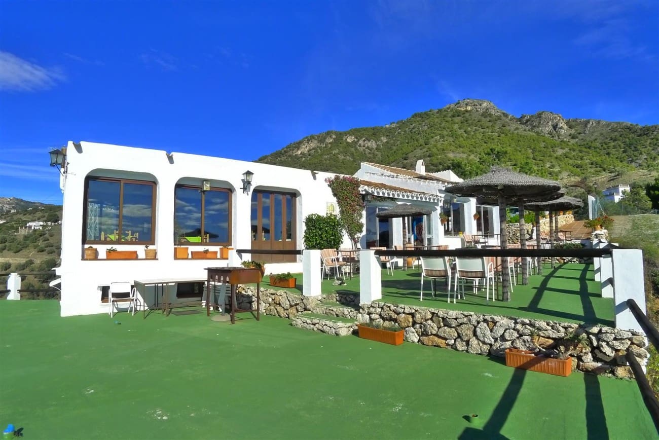 3 soveværelse Finca/Landehus til salg i Frigiliana - € 950.000 (Ref: 8840656)