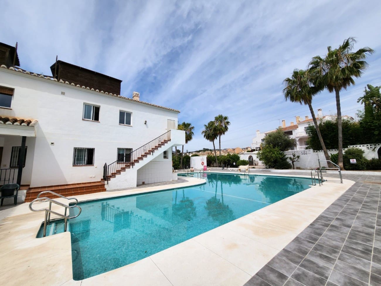 1 soveværelse Lejlighed til salg i Nerja med swimmingpool - € 186.000 (Ref: 8954170)