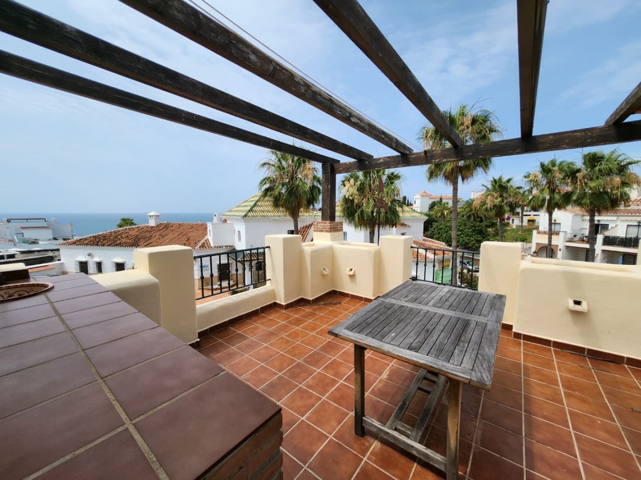 3 soveværelse Semi-Rækkehus til salg i Nerja med swimmingpool garage - € 499.900 (Ref: 9036436)