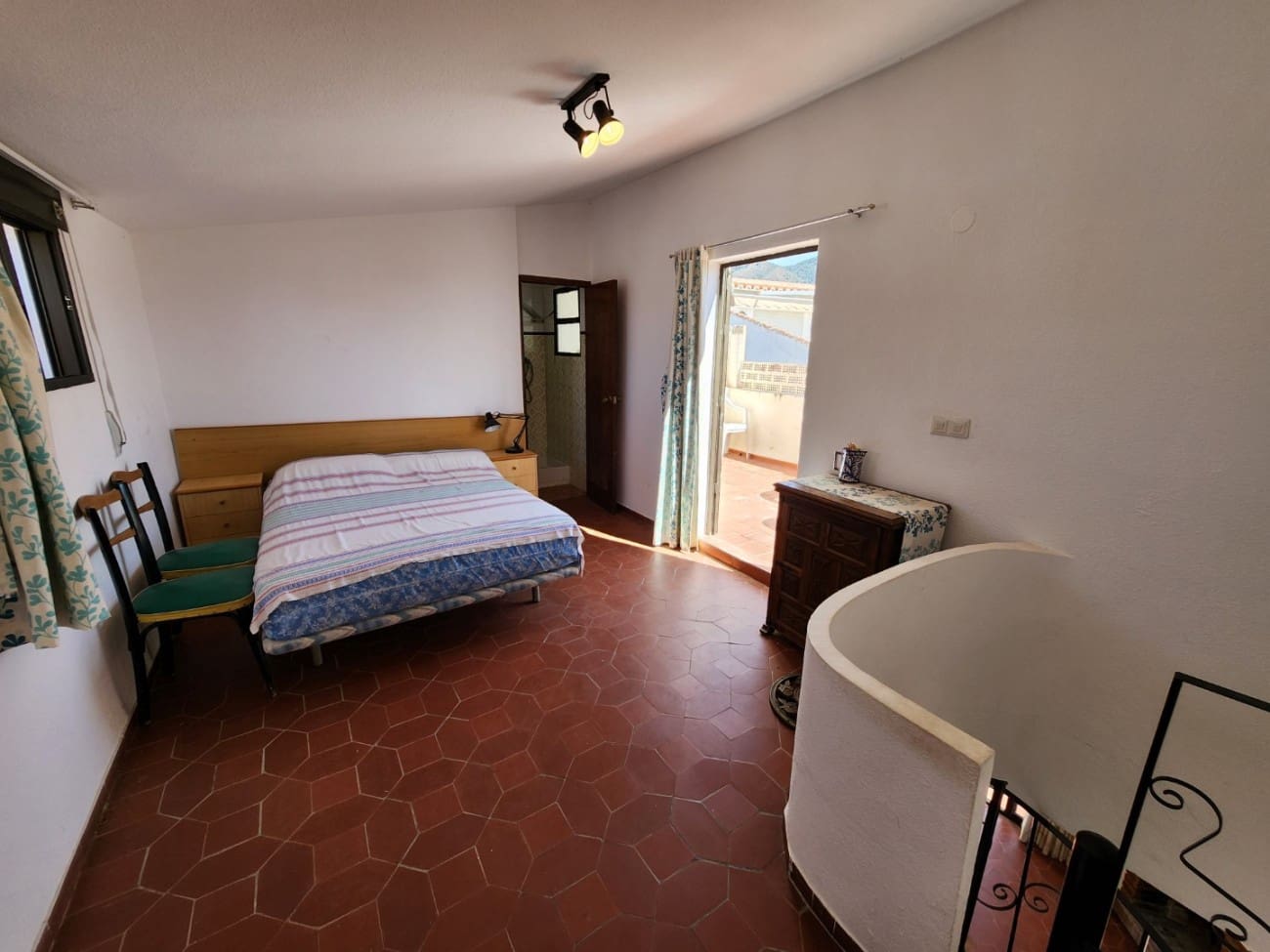 2 soveværelse Lejlighed til salg i Nerja med swimmingpool - € 359.000 (Ref: 9134128)