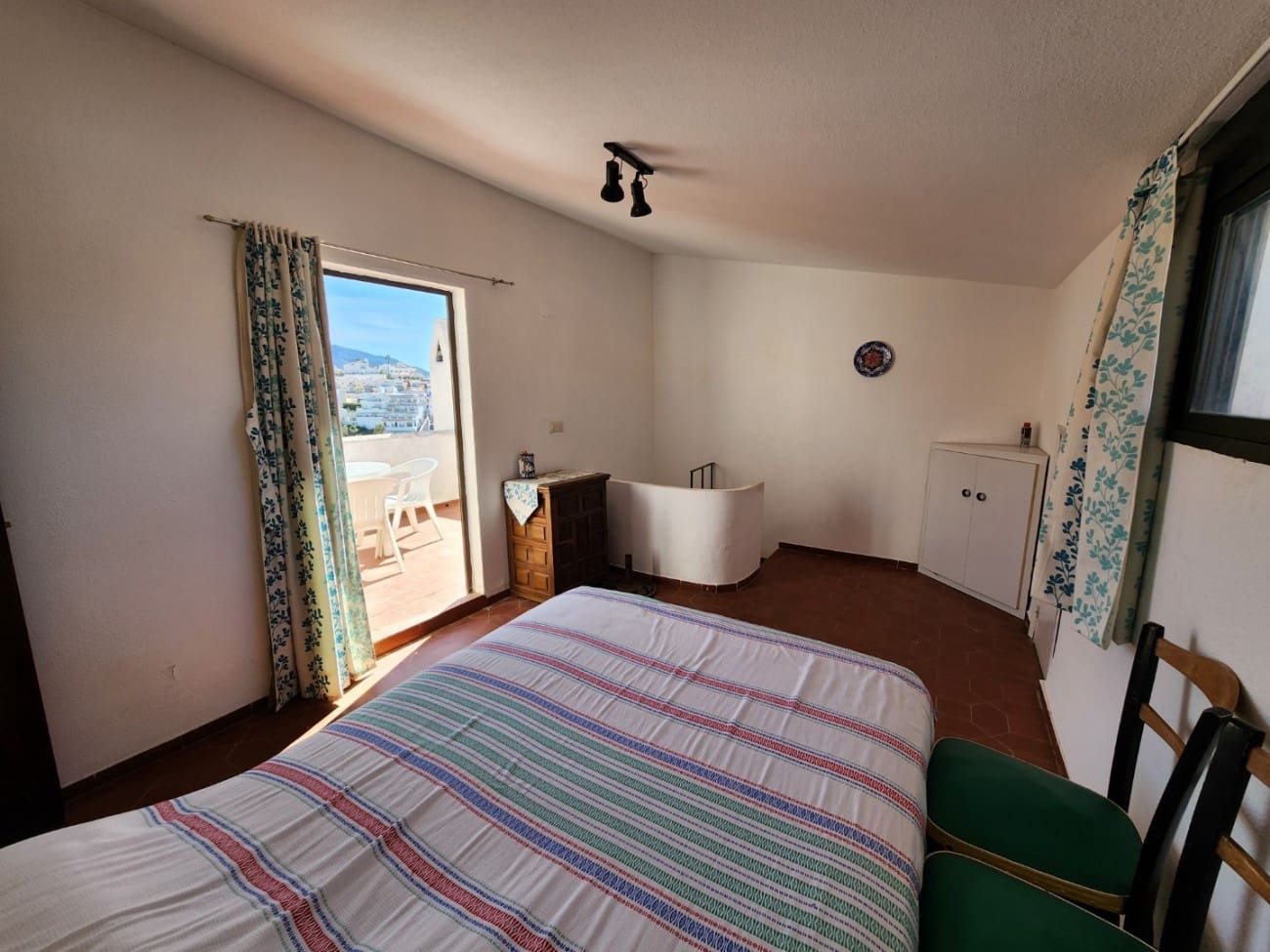 2 soveværelse Lejlighed til salg i Nerja med swimmingpool - € 359.000 (Ref: 9134128)