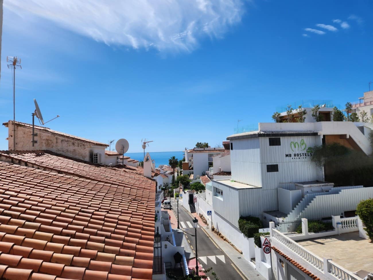 2 soveværelse Lejlighed til salg i Nerja med swimmingpool - € 359.000 (Ref: 9134128)