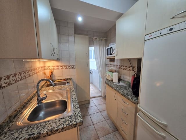 2 bedroom Apartment for sale in Nerja with pool - € 275,000 (Ref: 9185059)