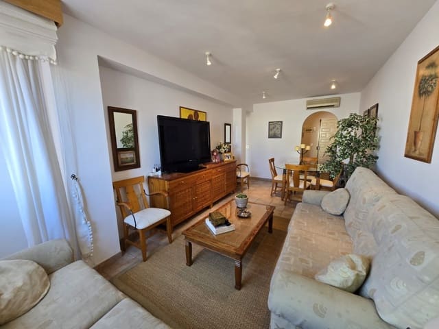 2 bedroom Apartment for sale in Nerja with pool - € 275,000 (Ref: 9185059)