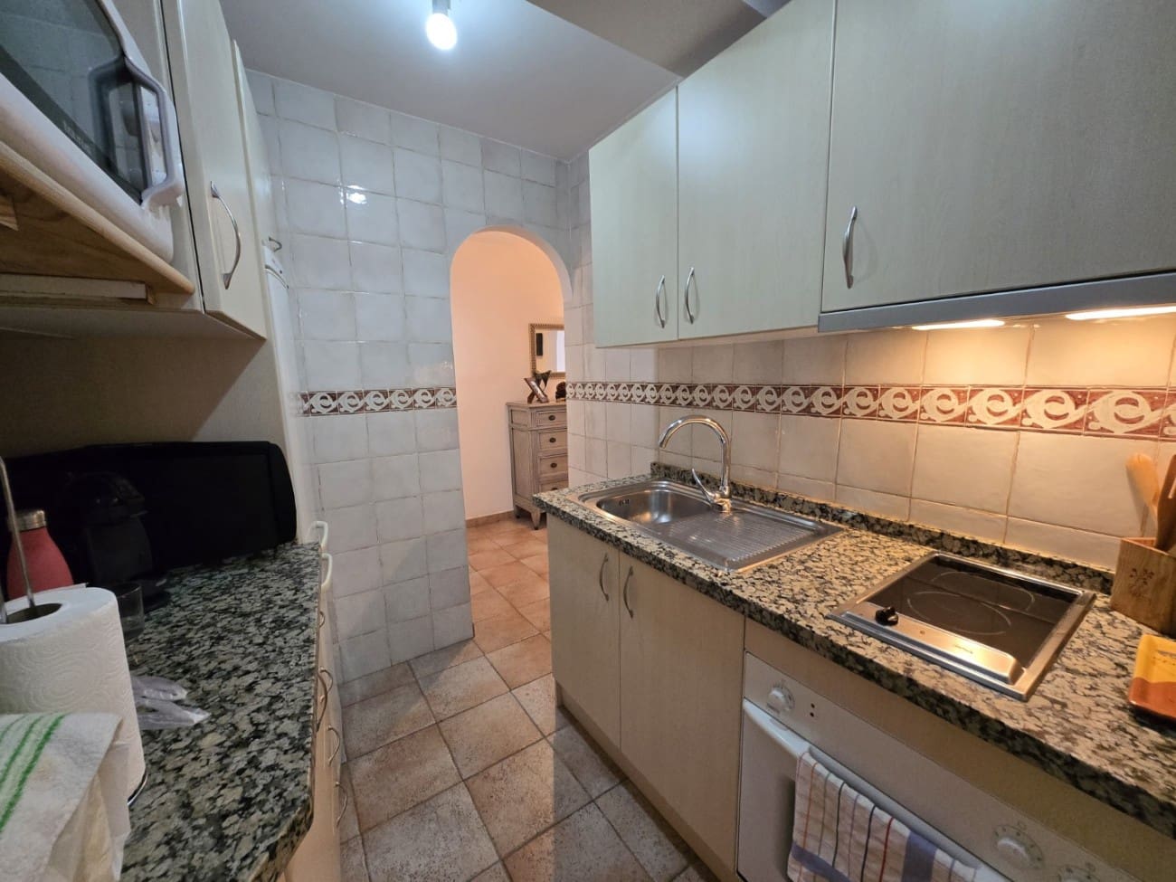 2 soveværelse Lejlighed til salg i Nerja med swimmingpool - € 275.000 (Ref: 9185059)