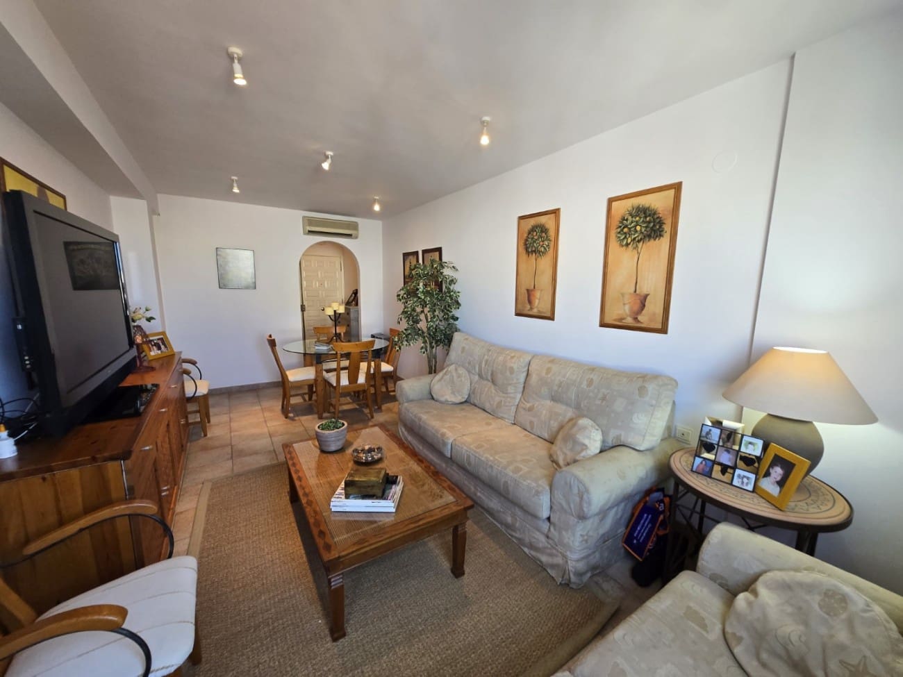 2 soveværelse Lejlighed til salg i Nerja med swimmingpool - € 275.000 (Ref: 9185059)