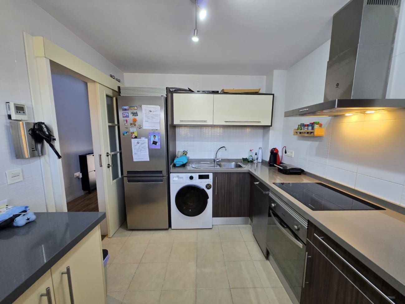 4 soveværelse Byhus til salg i Torrox-Costa med swimmingpool - € 360.000 (Ref: 9185060)