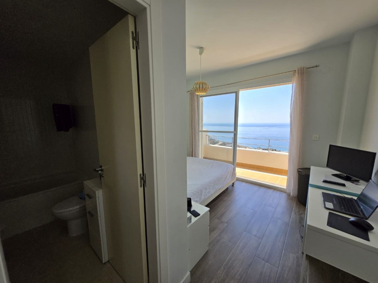 4 soveværelse Byhus til salg i Torrox-Costa med swimmingpool - € 360.000 (Ref: 9185060)