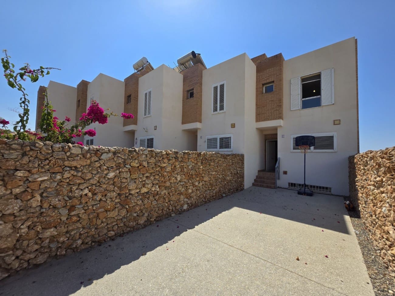 4 soveværelse Byhus til salg i Torrox-Costa med swimmingpool - € 360.000 (Ref: 9185060)