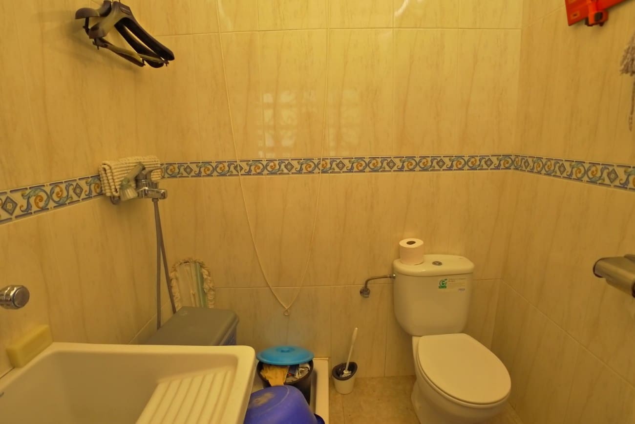 3 makuuhuone Omakotitalo myytävänä paikassa Nerja mukana 
autotalli - 636 000 € (Ref: 9334484)