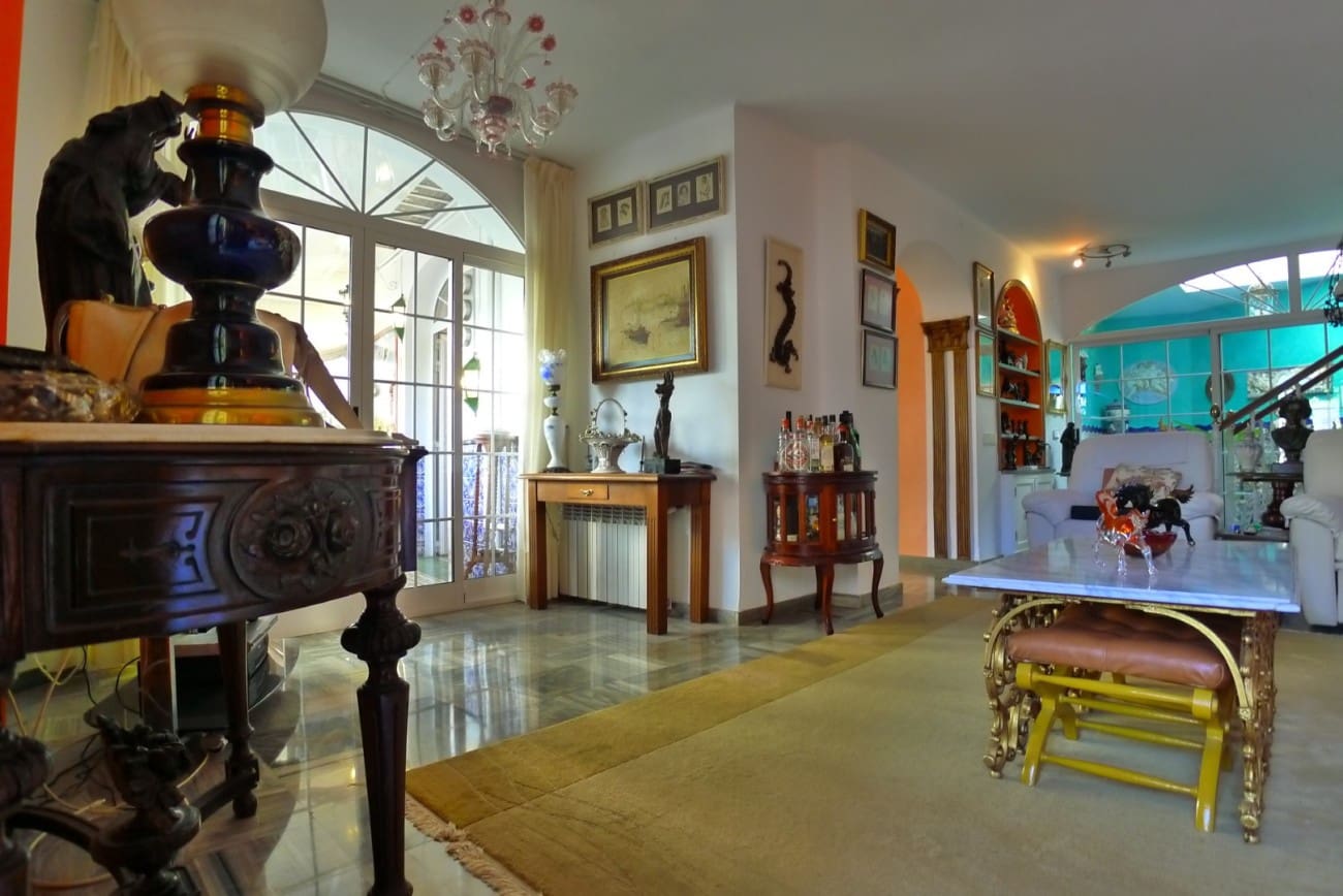 3 makuuhuone Omakotitalo myytävänä paikassa Nerja mukana 
autotalli - 636 000 € (Ref: 9334484)