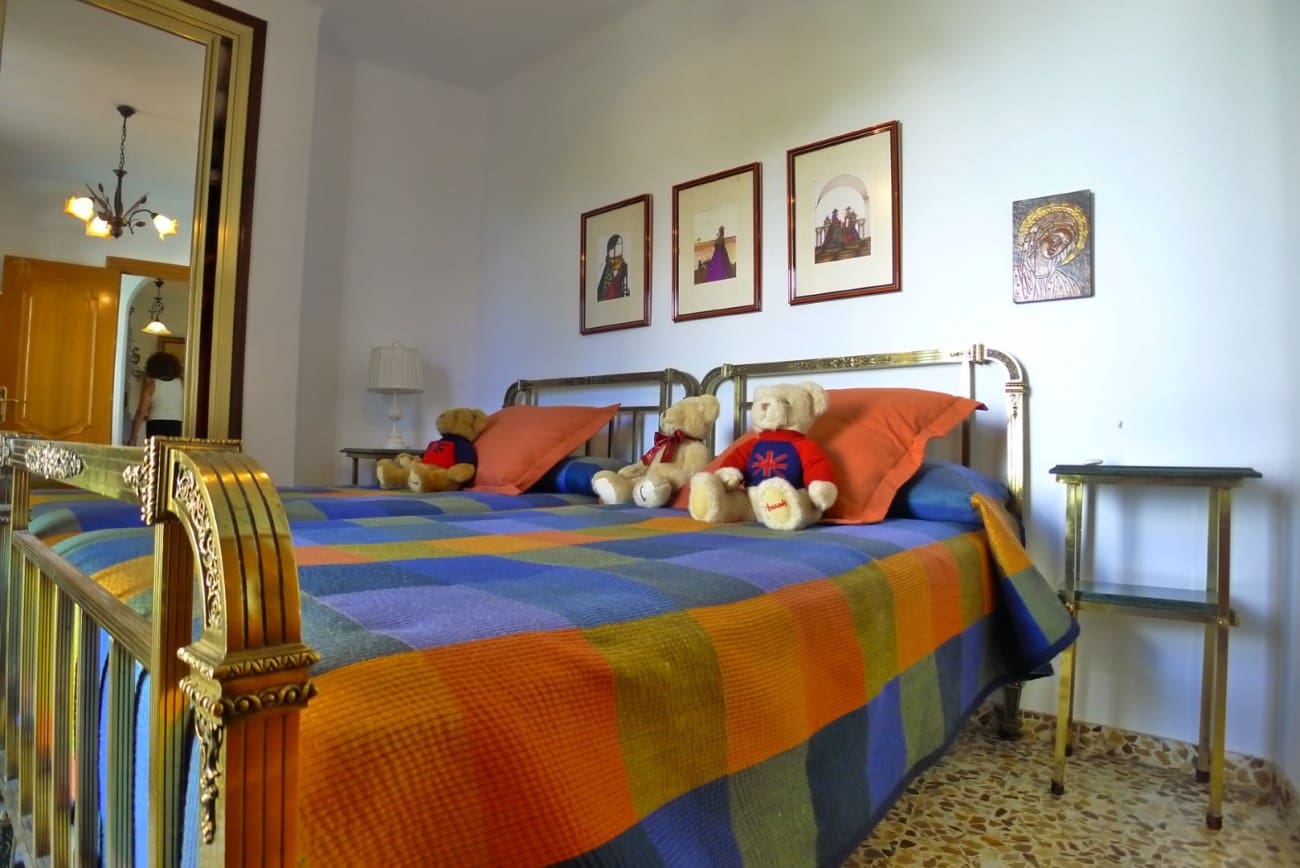 3 makuuhuone Omakotitalo myytävänä paikassa Nerja mukana 
autotalli - 636 000 € (Ref: 9334484)