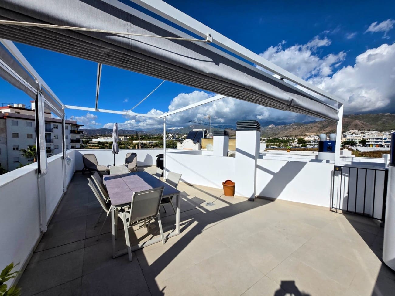 3 soverom Penthouse til salgs i Nerja - € 498 000 (Ref: 9355448)