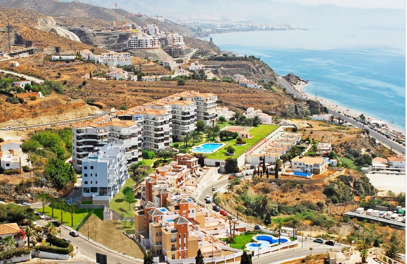 2 bedroom Apartment for sale in El Penoncillo with pool - € 297,000 (Ref: 9436627)