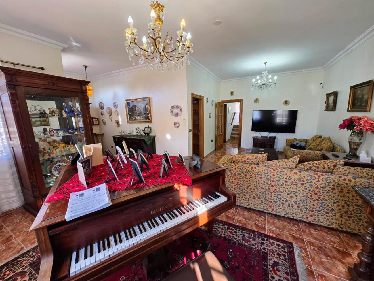 4 makuuhuone Huvila myytävänä paikassa Caleta de Velez mukana uima-altaan - 485 000 € (Ref: 9468076)