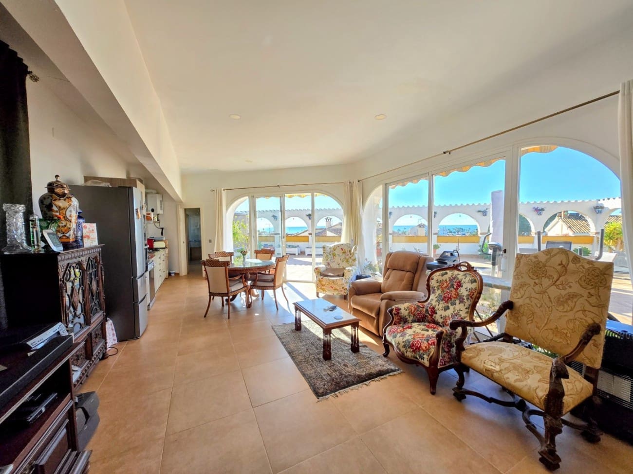 4 makuuhuone Huvila myytävänä paikassa Caleta de Velez mukana uima-altaan - 485 000 € (Ref: 9468076)