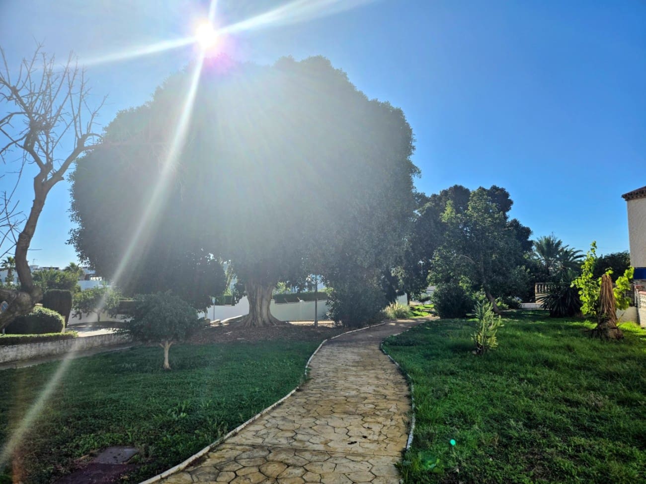 4 makuuhuone Huvila myytävänä paikassa Caleta de Velez mukana uima-altaan - 485 000 € (Ref: 9468076)