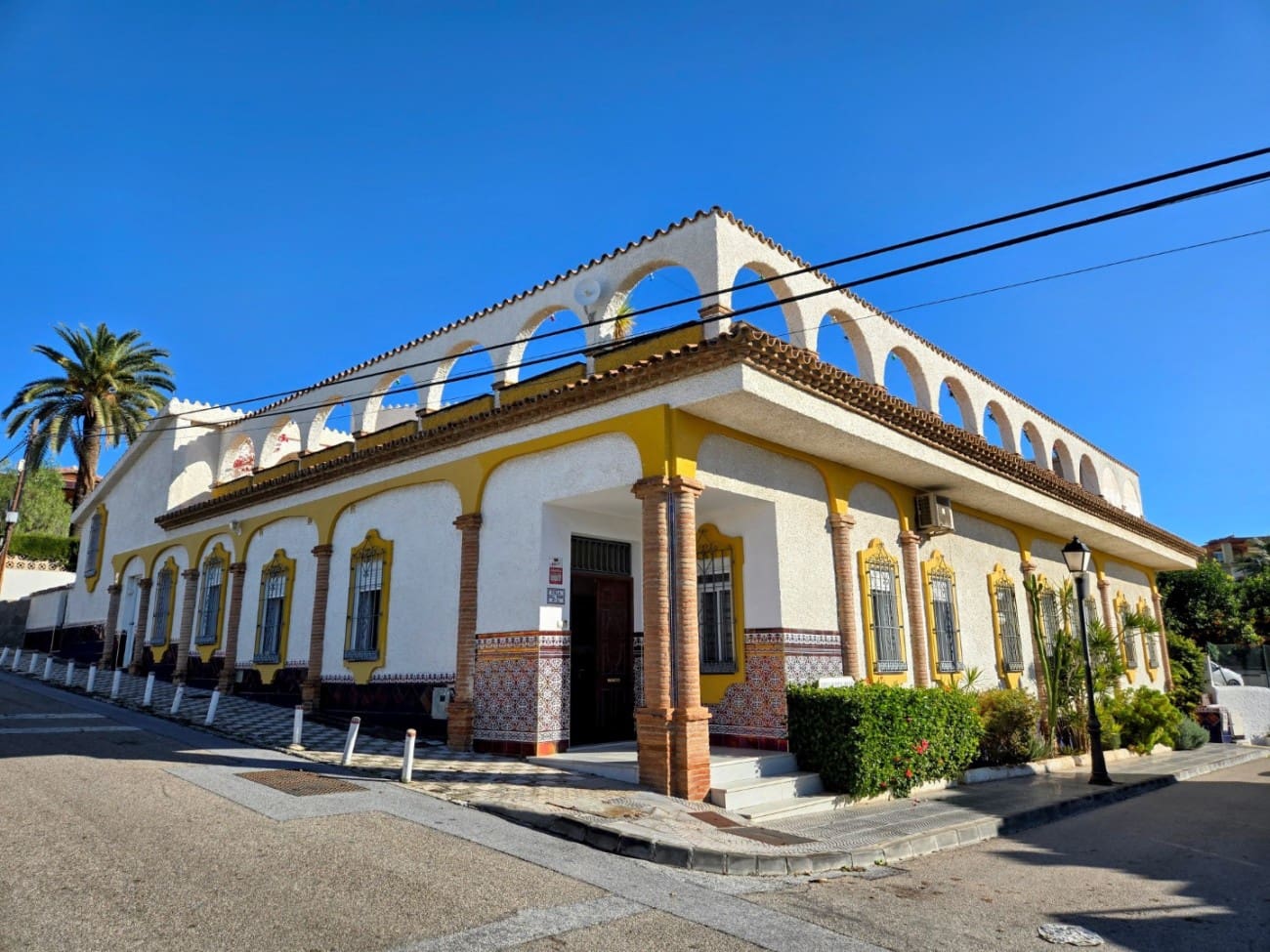 4 makuuhuone Huvila myytävänä paikassa Caleta de Velez mukana uima-altaan - 485 000 € (Ref: 9468076)