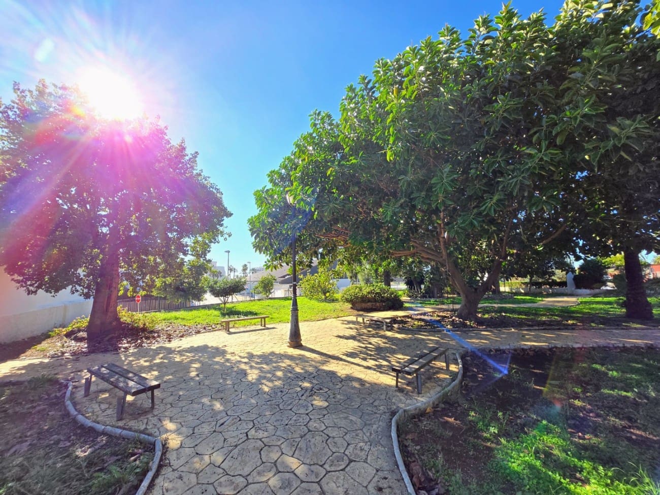 4 makuuhuone Huvila myytävänä paikassa Caleta de Velez mukana uima-altaan - 485 000 € (Ref: 9468076)