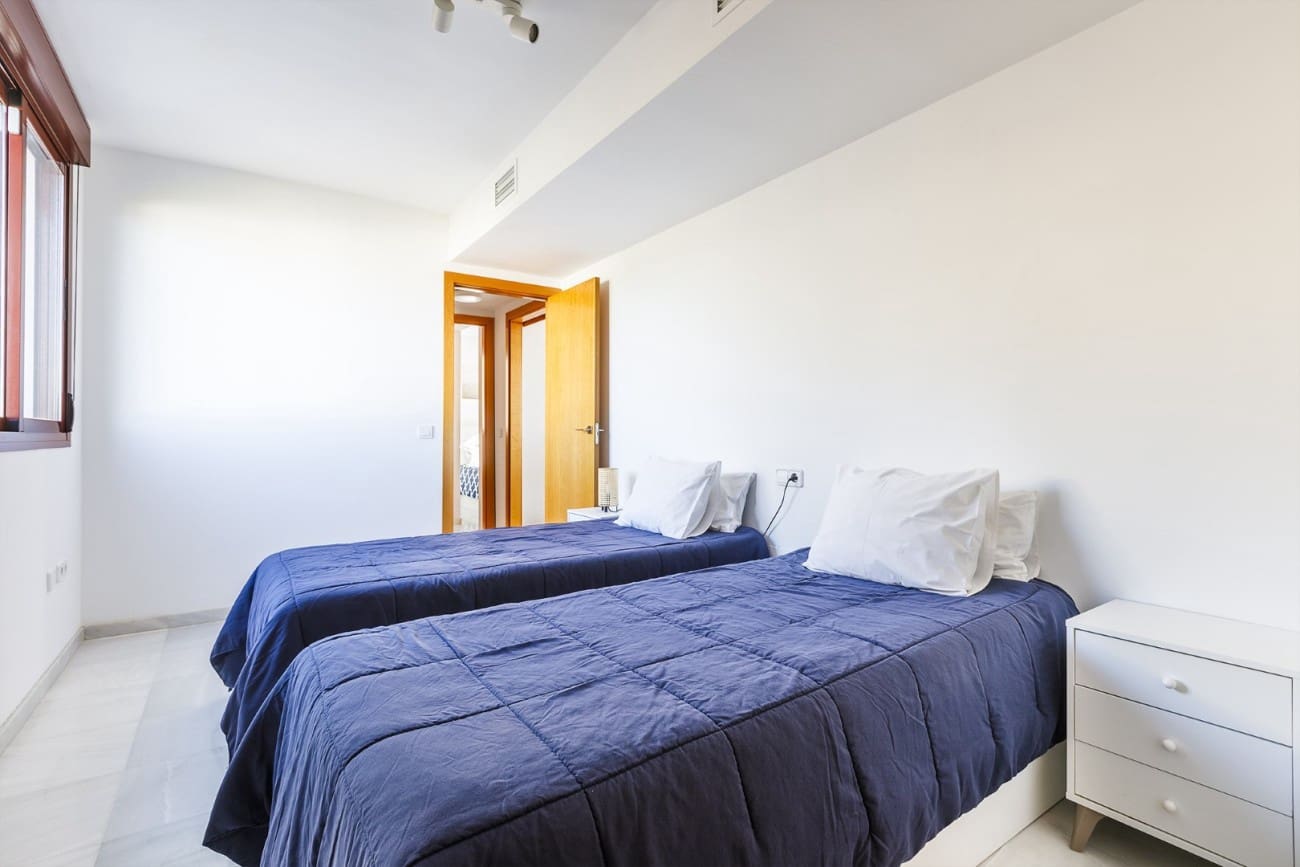 2 bedroom Penthouse for sale in Nerja with pool - € 390,000 (Ref: 9523906)