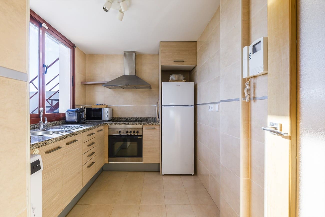 2 bedroom Penthouse for sale in Nerja with pool - € 390,000 (Ref: 9523906)