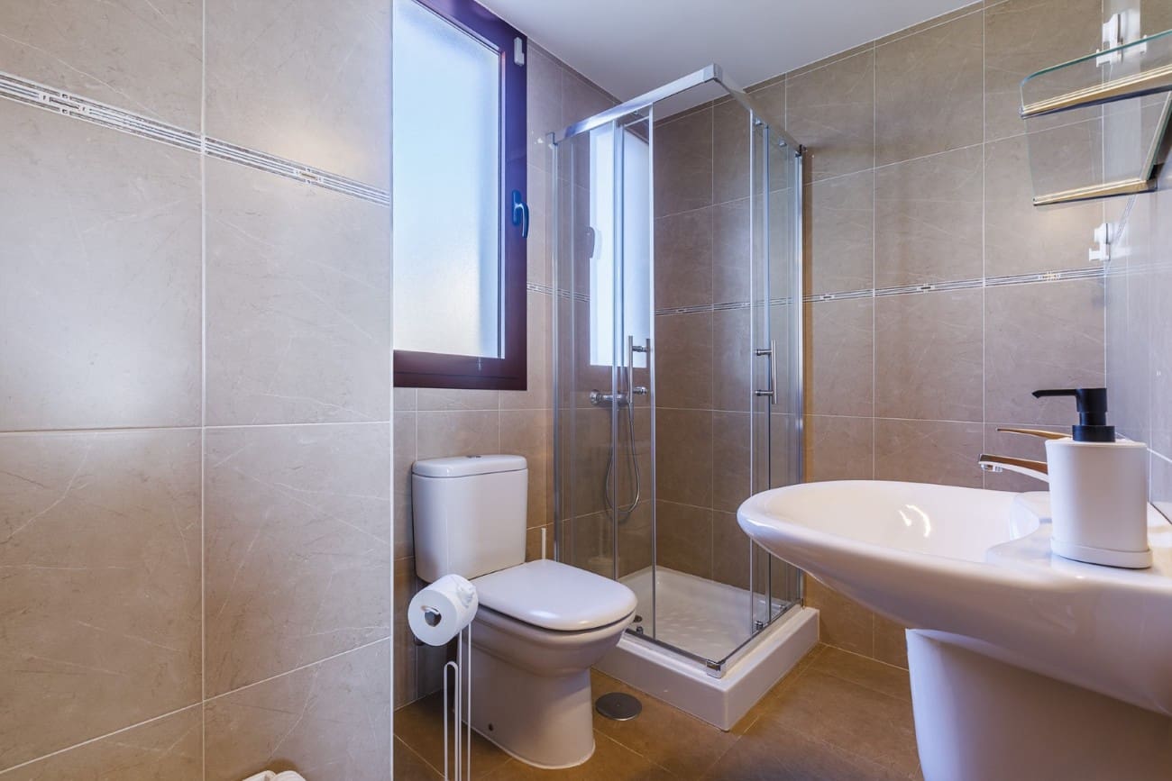 2 bedroom Penthouse for sale in Nerja with pool - € 390,000 (Ref: 9523906)