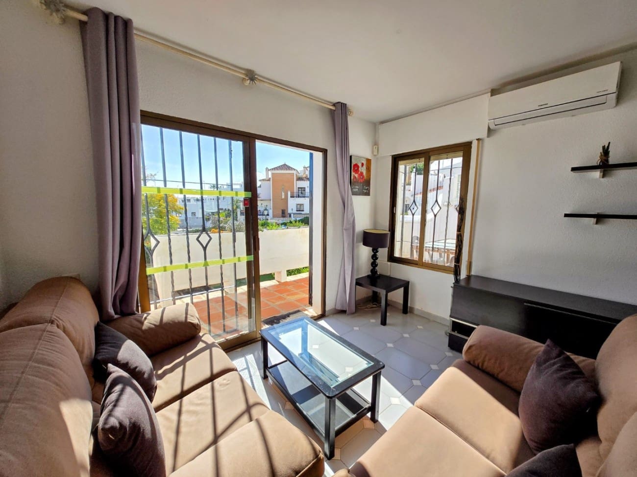 2 soveværelse Byhus til salg i Nerja med swimmingpool - € 290.000 (Ref: 9535487)