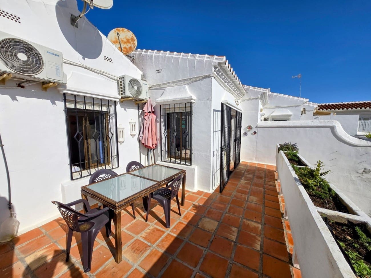 2 soveværelse Byhus til salg i Nerja med swimmingpool - € 290.000 (Ref: 9535487)