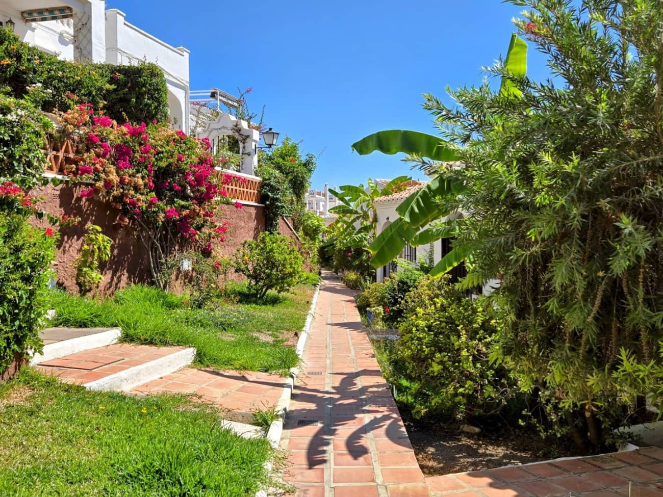 2 soveværelse Byhus til salg i Nerja med swimmingpool - € 290.000 (Ref: 9535487)