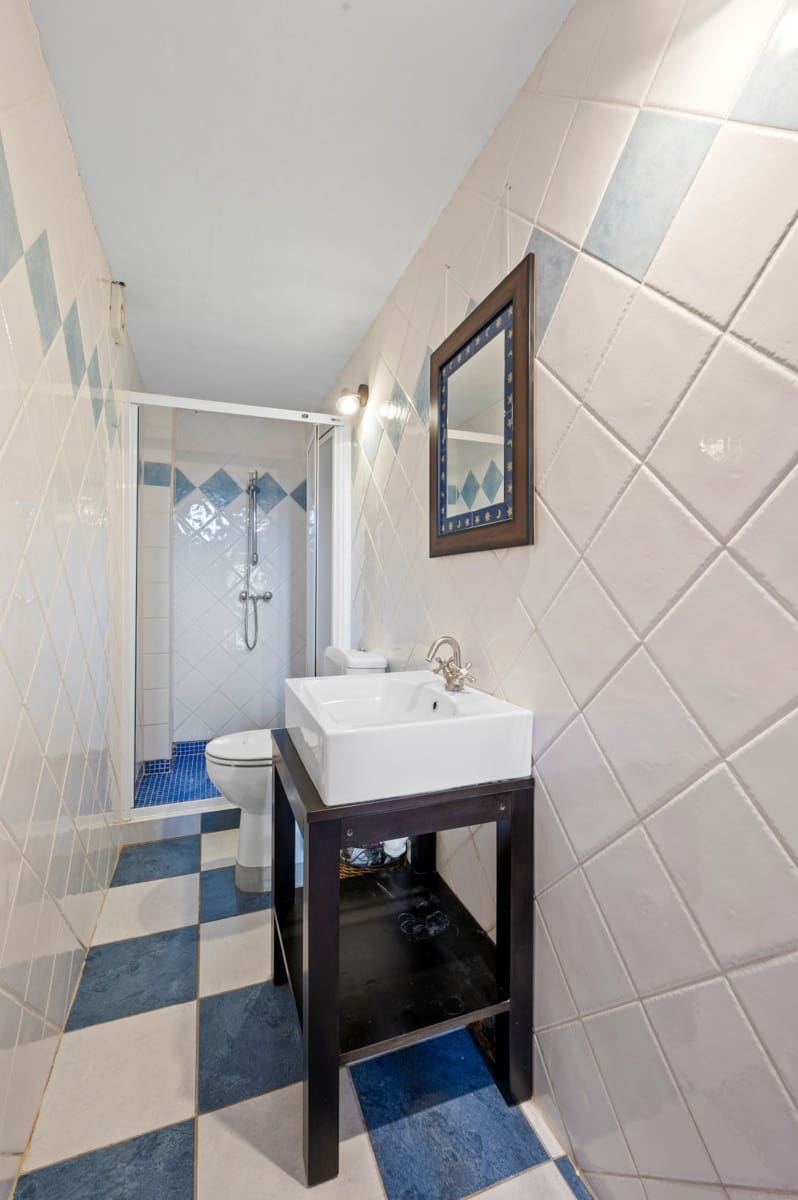 2 makuuhuone Maalaistalo myytävänä paikassa Nerja mukana uima-altaan - 420 000 € (Ref: 9585313)