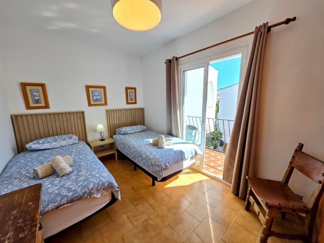 2 soveværelse Byhus til salg i Nerja med swimmingpool - € 330.000 (Ref: 9598612)