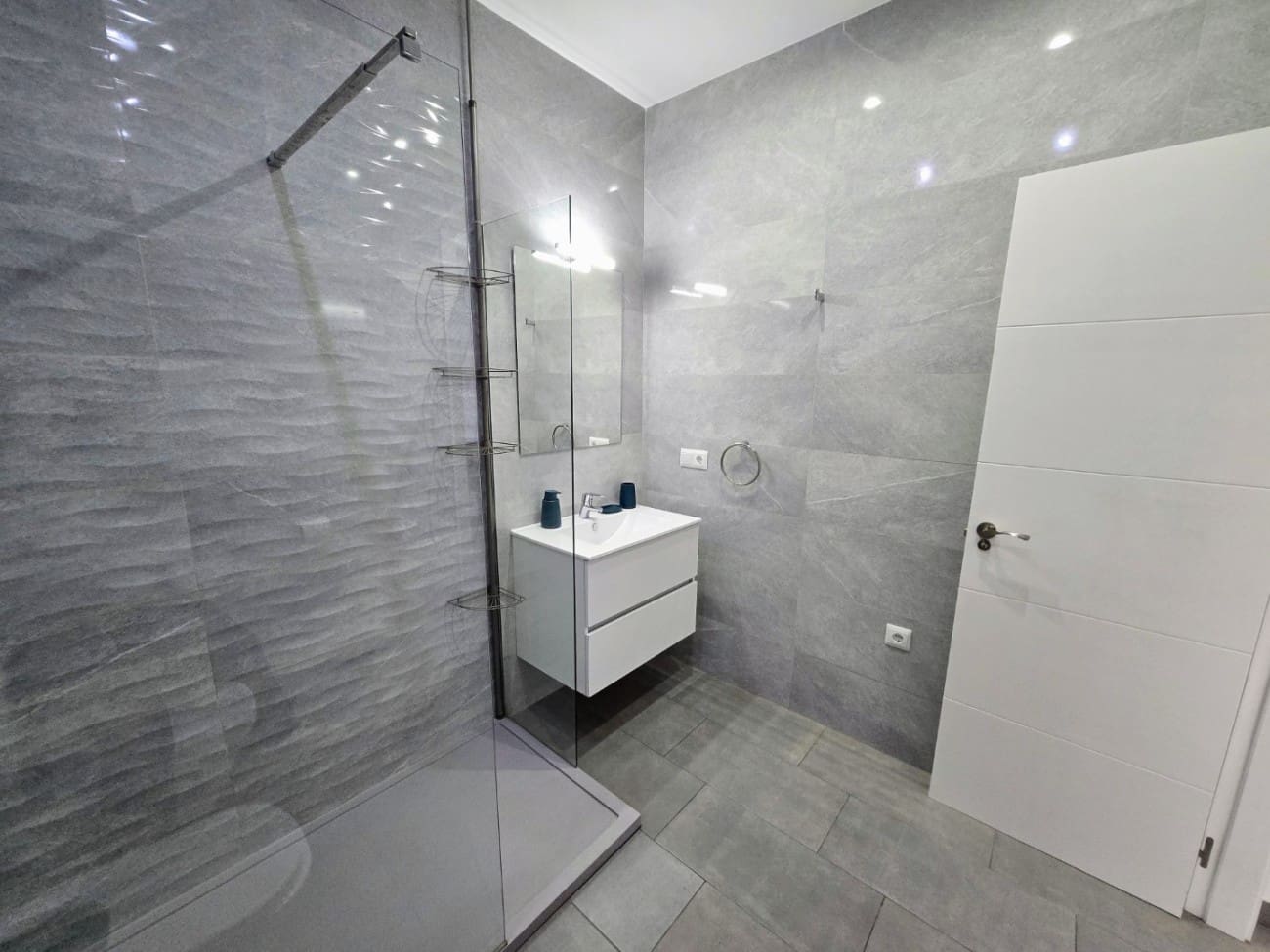 3 slaapkamer Appartement te koop in Nerja met zwembad - € 310.000 (Ref: 9629539)