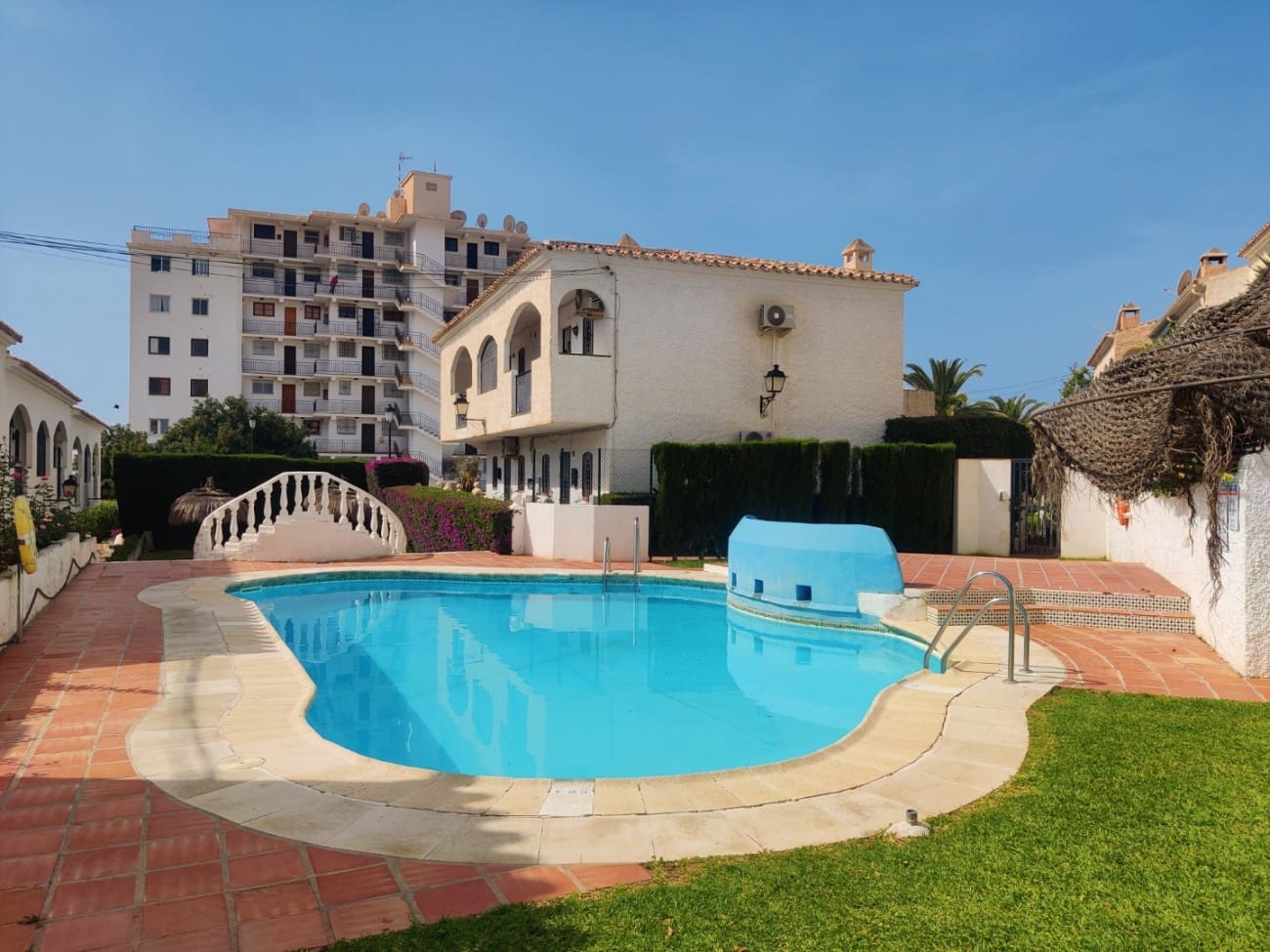 3 slaapkamer Appartement te koop in Nerja met zwembad - € 310.000 (Ref: 9629539)