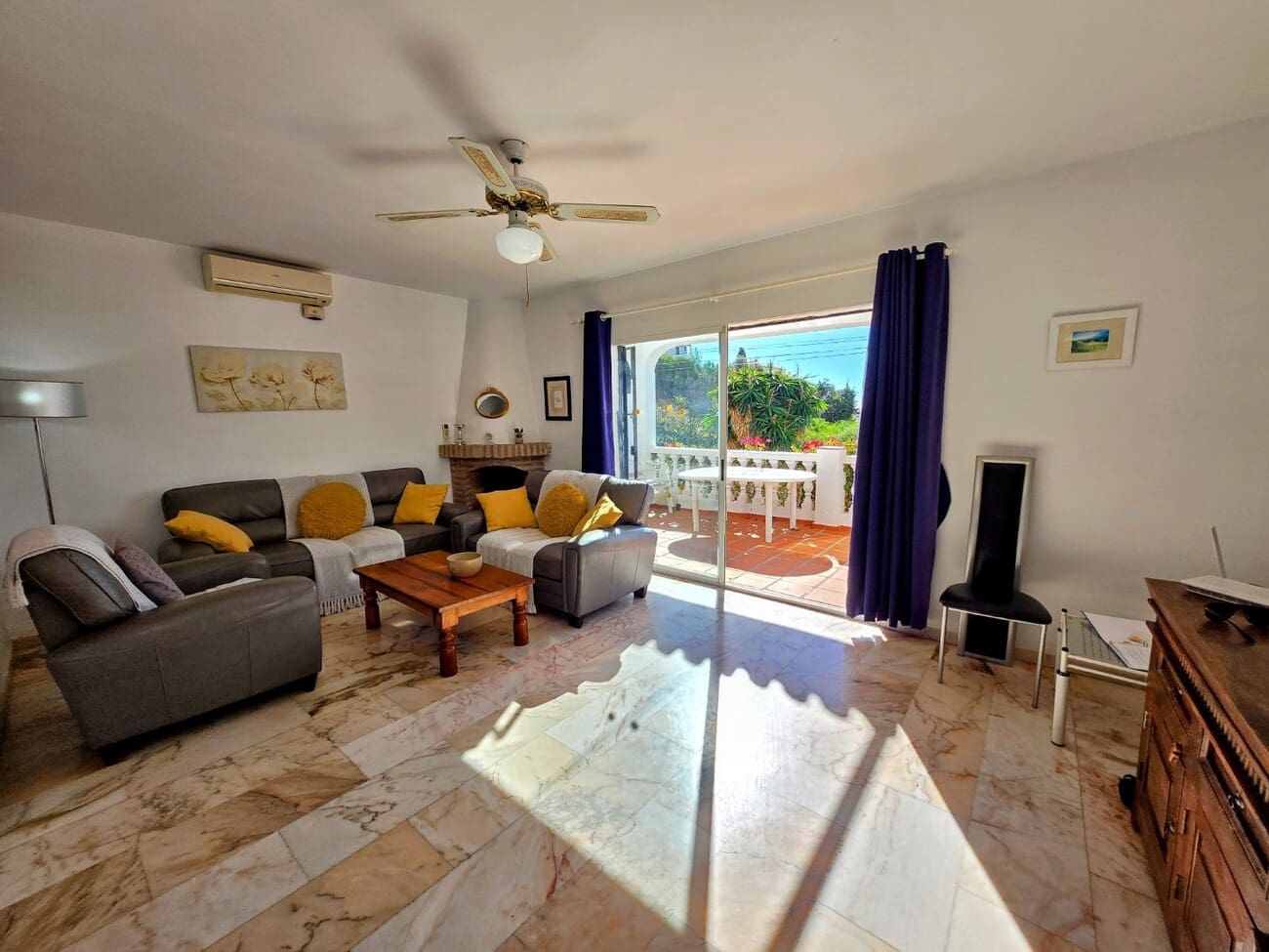 3 soverom Villa til salgs i Nerja med svømmebasseng garasje - € 484 000 (Ref: 9719407)